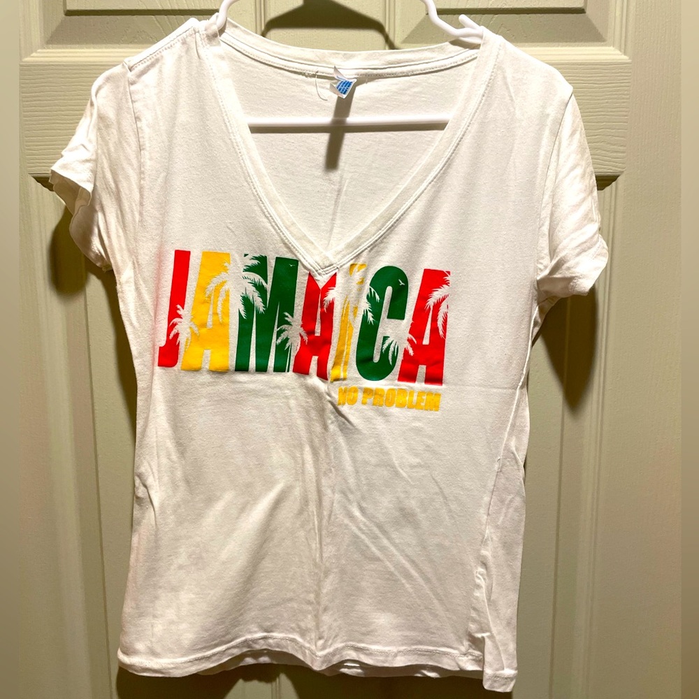 V neck T